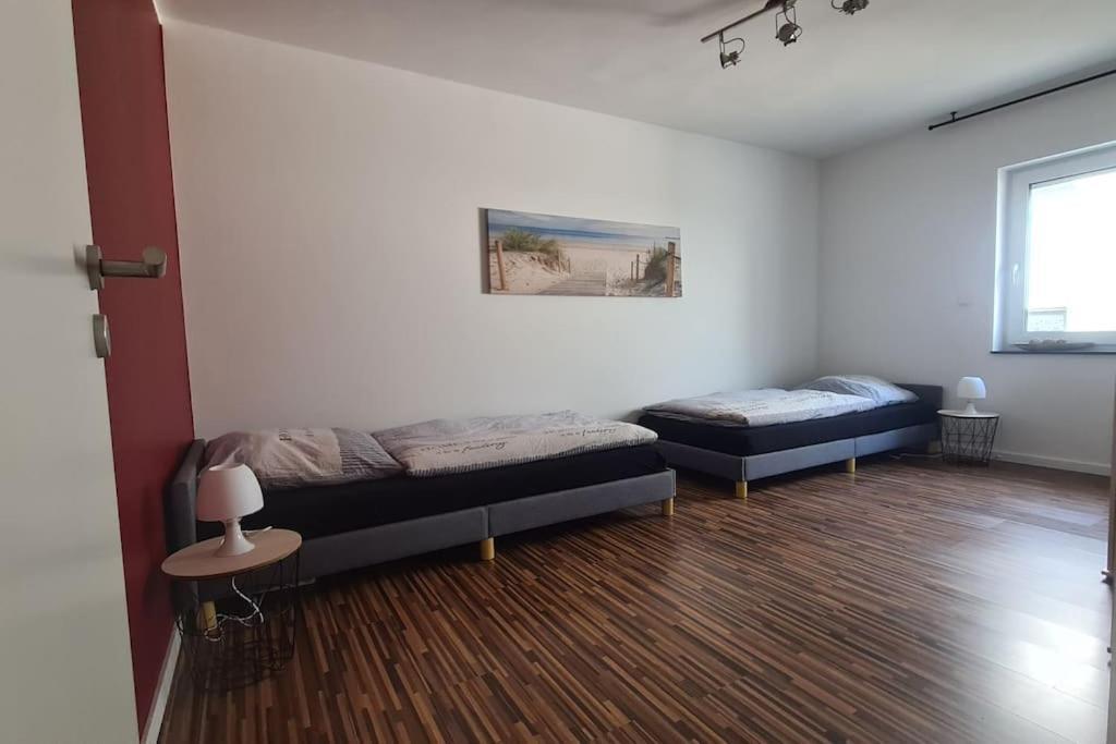 Grosse Moderne Ferienwohnung Auch Als Monteur Unterkunft Nutzbar, In Stolberg - Vicht 외부 사진