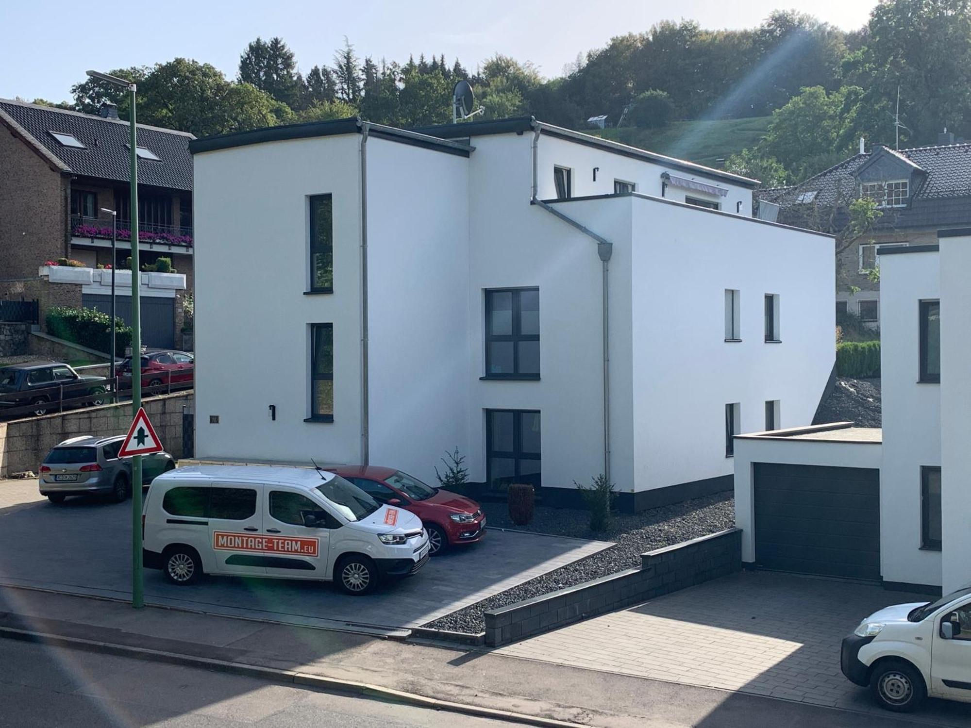 Grosse Moderne Ferienwohnung Auch Als Monteur Unterkunft Nutzbar, In Stolberg - Vicht 외부 사진